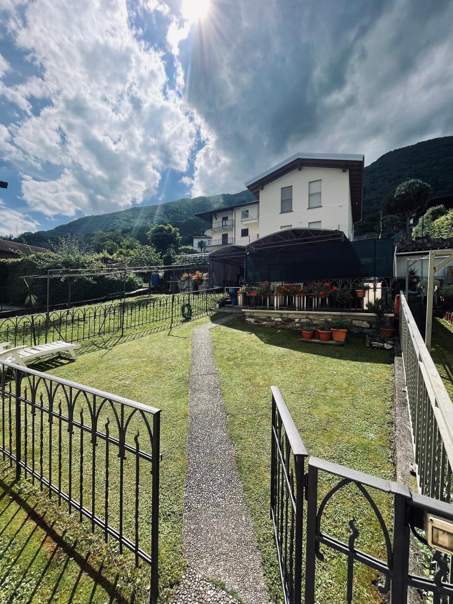 Mansarda Spadone Musso ภายนอก รูปภาพ